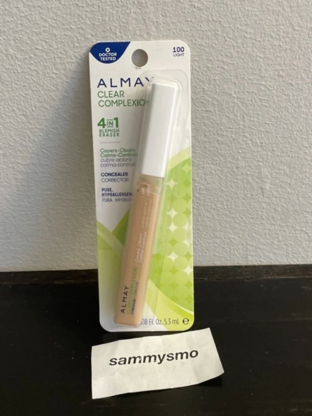 Almay Clear Complexion 4 in 1 Concealer 100 LIGHT discontinued